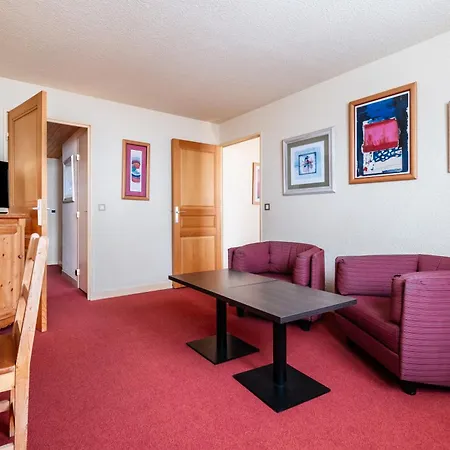 Crystal Hotel 3*