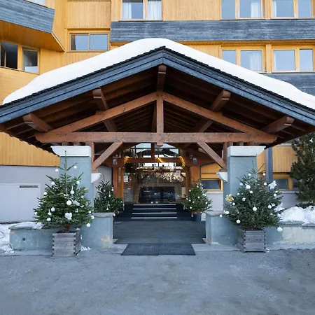 Crystal Hotel